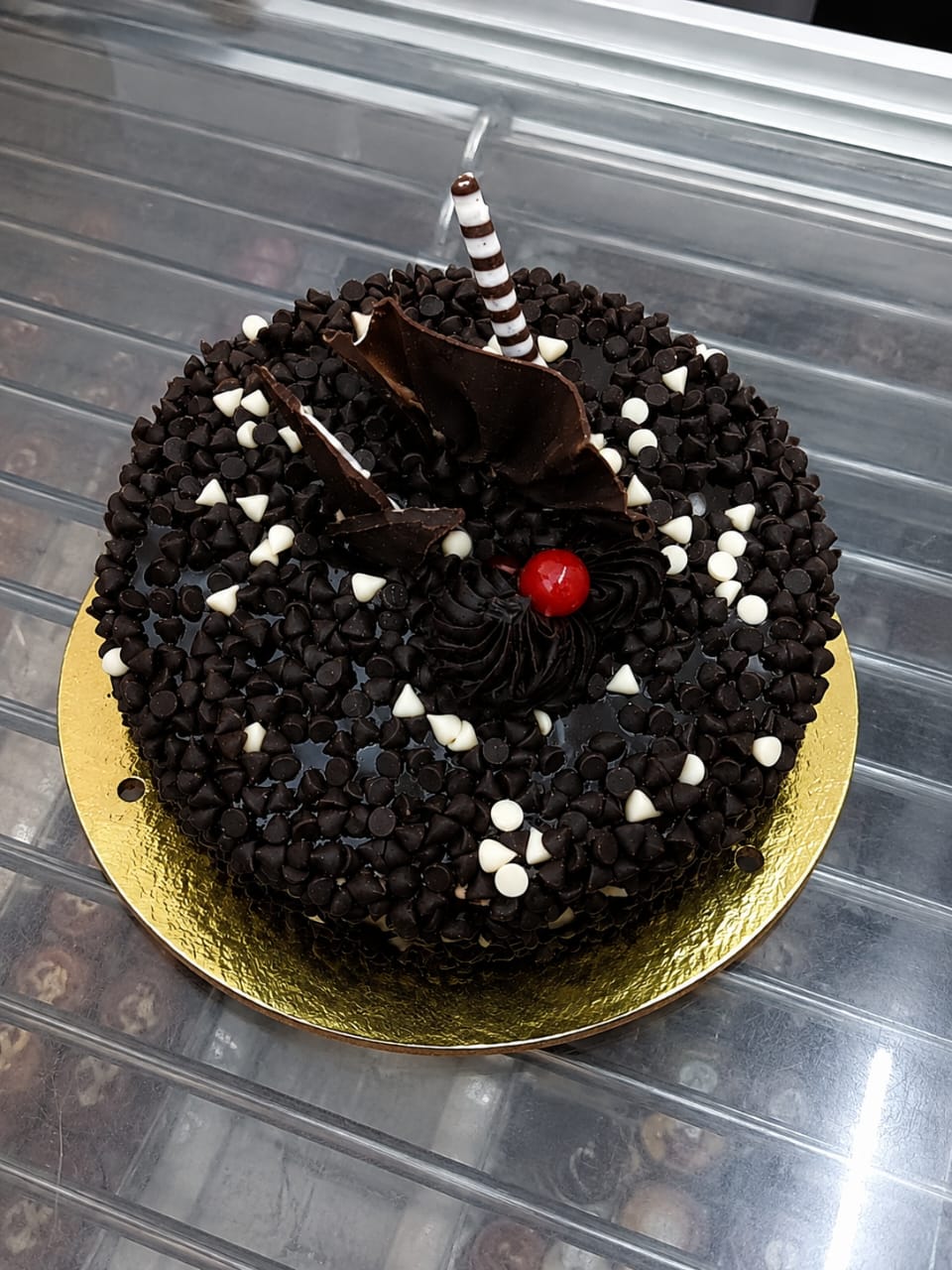 Choco Chip Truffle Cake